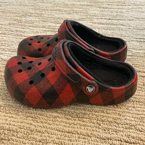 Fur lined crocs size 4